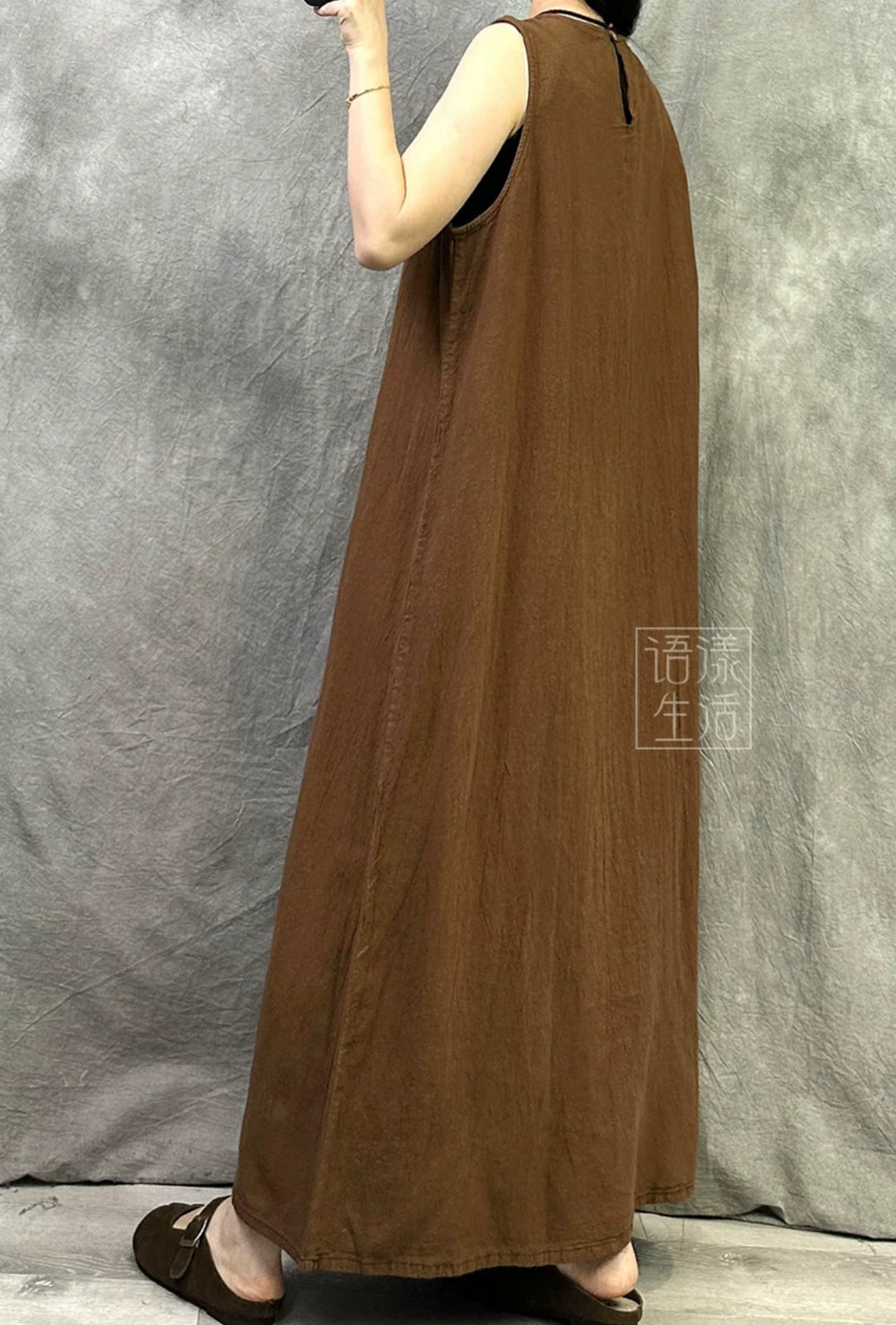 リネンスリーブレスドレス