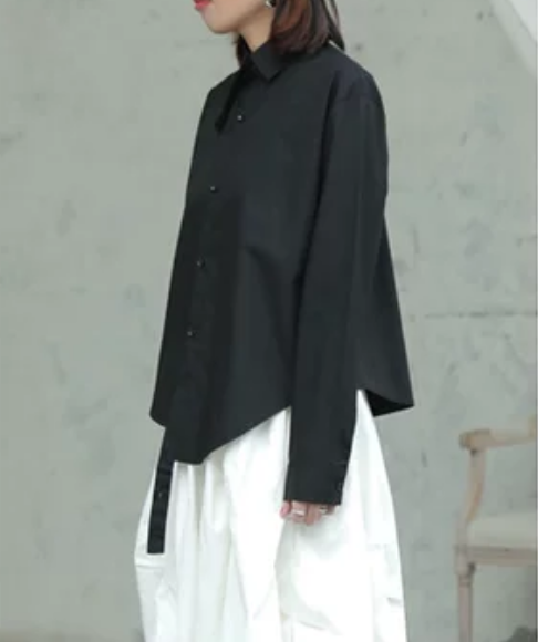 アシンメトリーブラウス