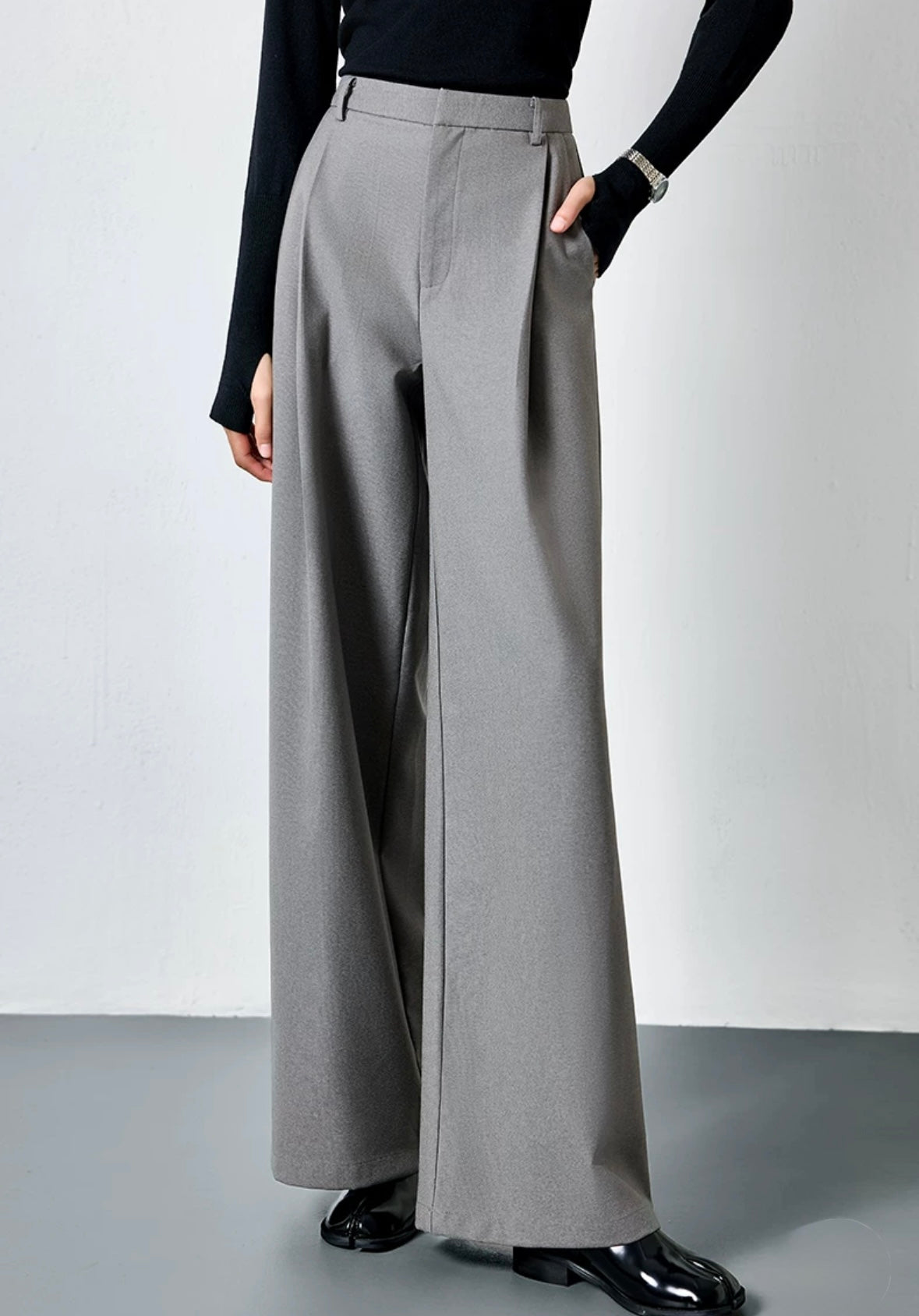 ライトグレーワイドパンツ – arumotom