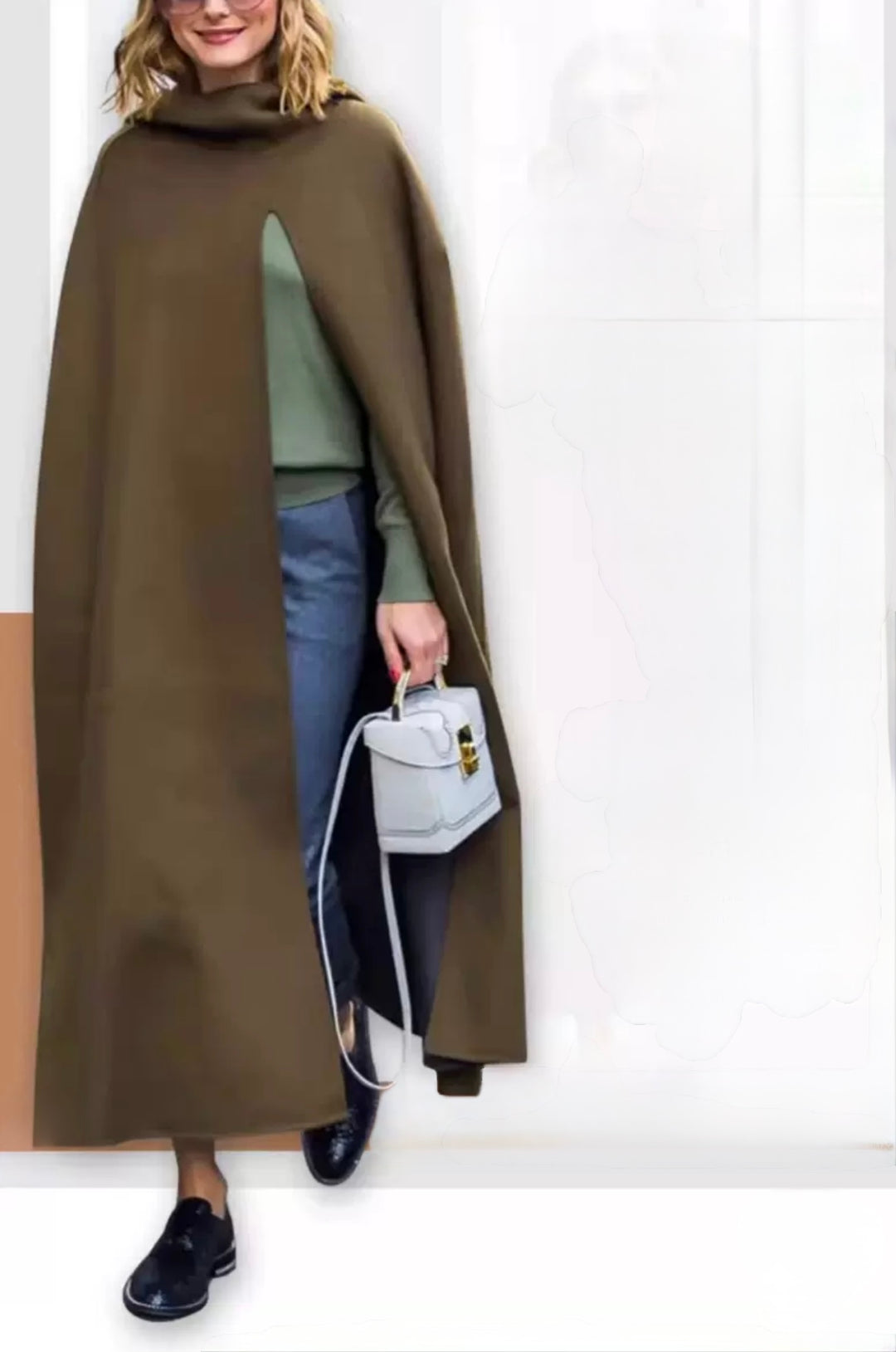 フーディッドマントコート