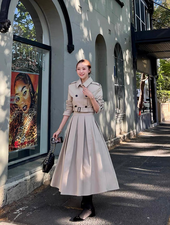 トレンチAラインスカートセットアップ